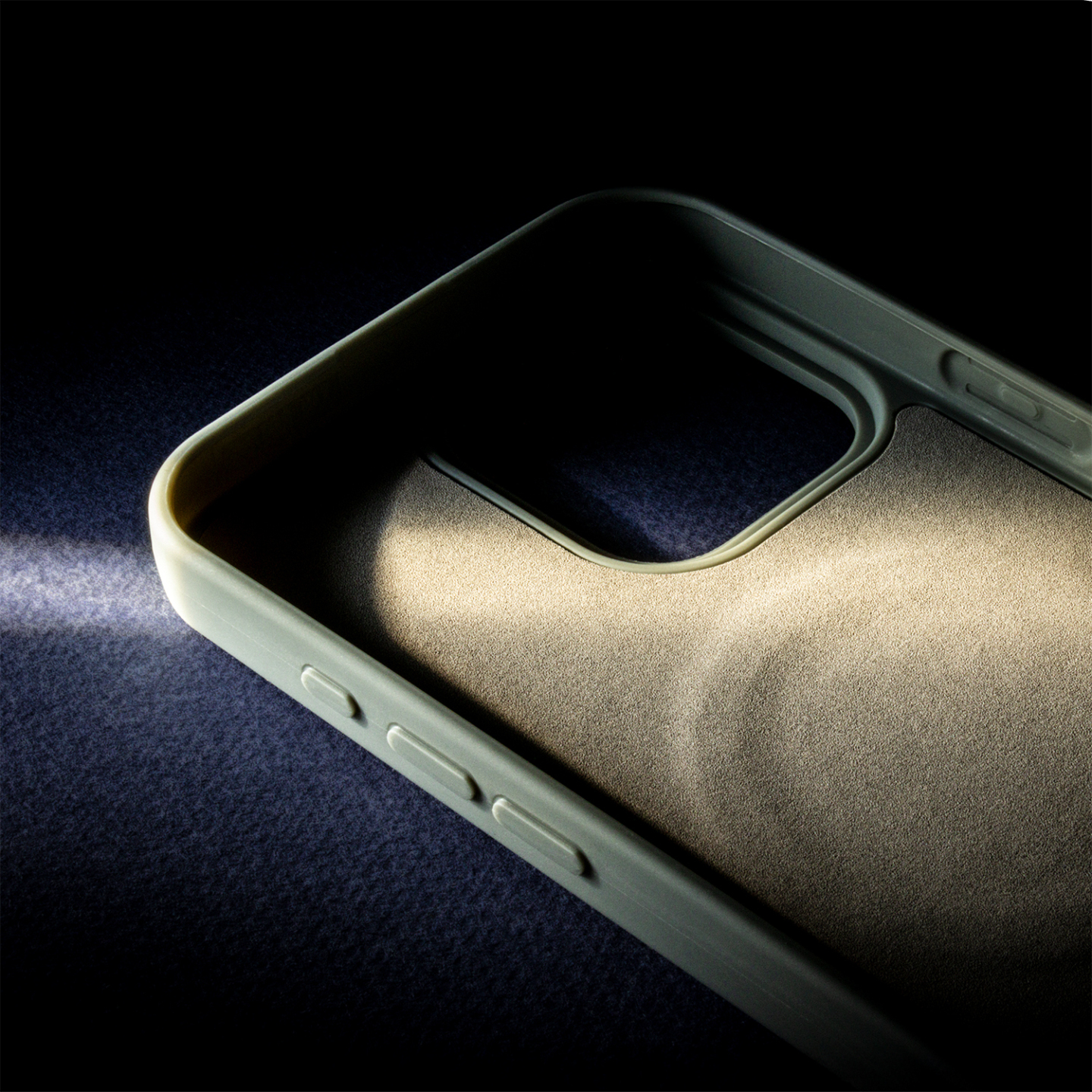 Silikonové pouzdro Apple iPhone 16 Loop Thin Mag šedé s poutkem | PT-MOBIL